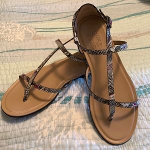 Ladies Naturalizer Tinsley sandals
